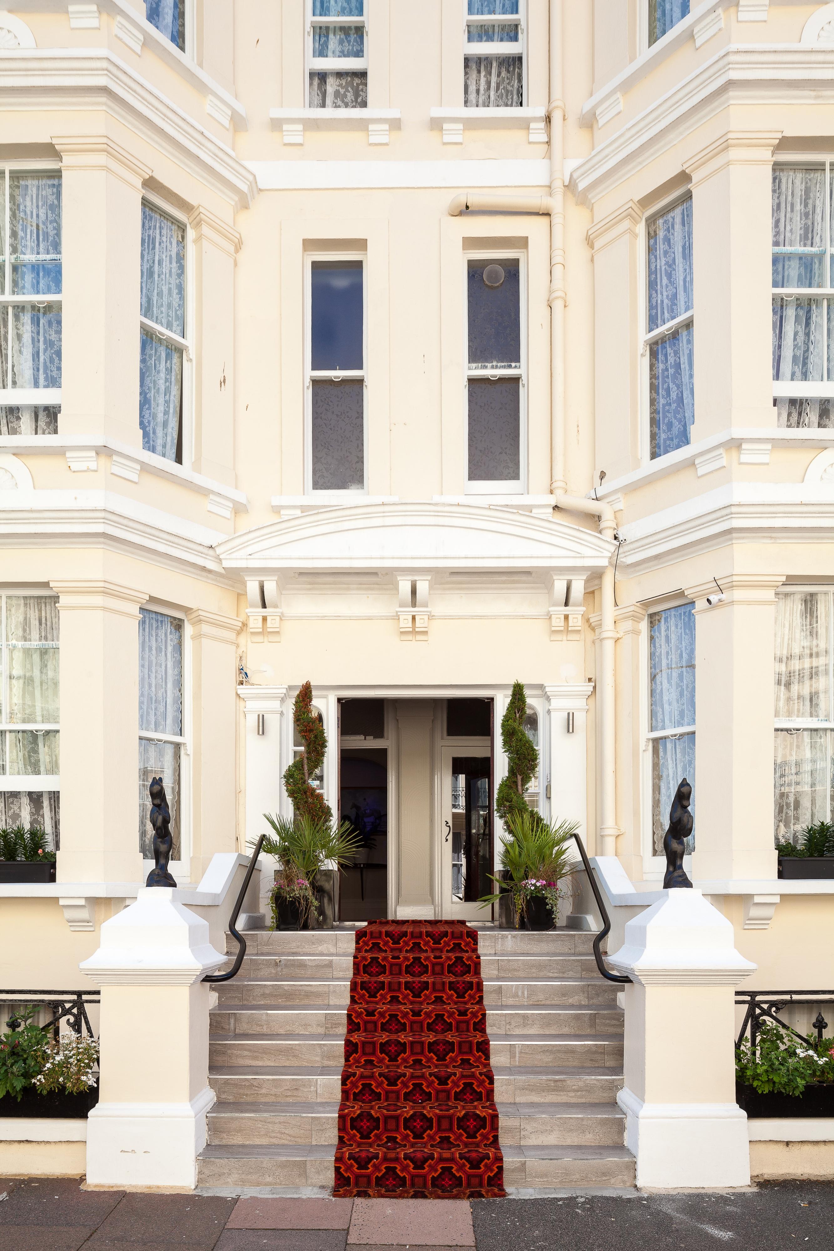 Pearl & Pebbles Eastbourne Hotel Eksteriør billede